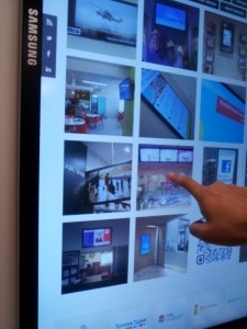 Digital Signage Touchscreen - Samsung