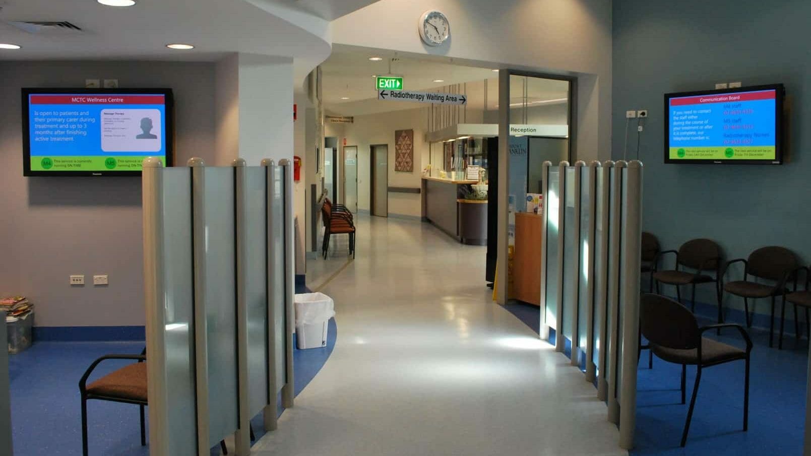 Advertise Me Digital Signage Cancer Therapy Centre Medical Boards 5 e1566347747943