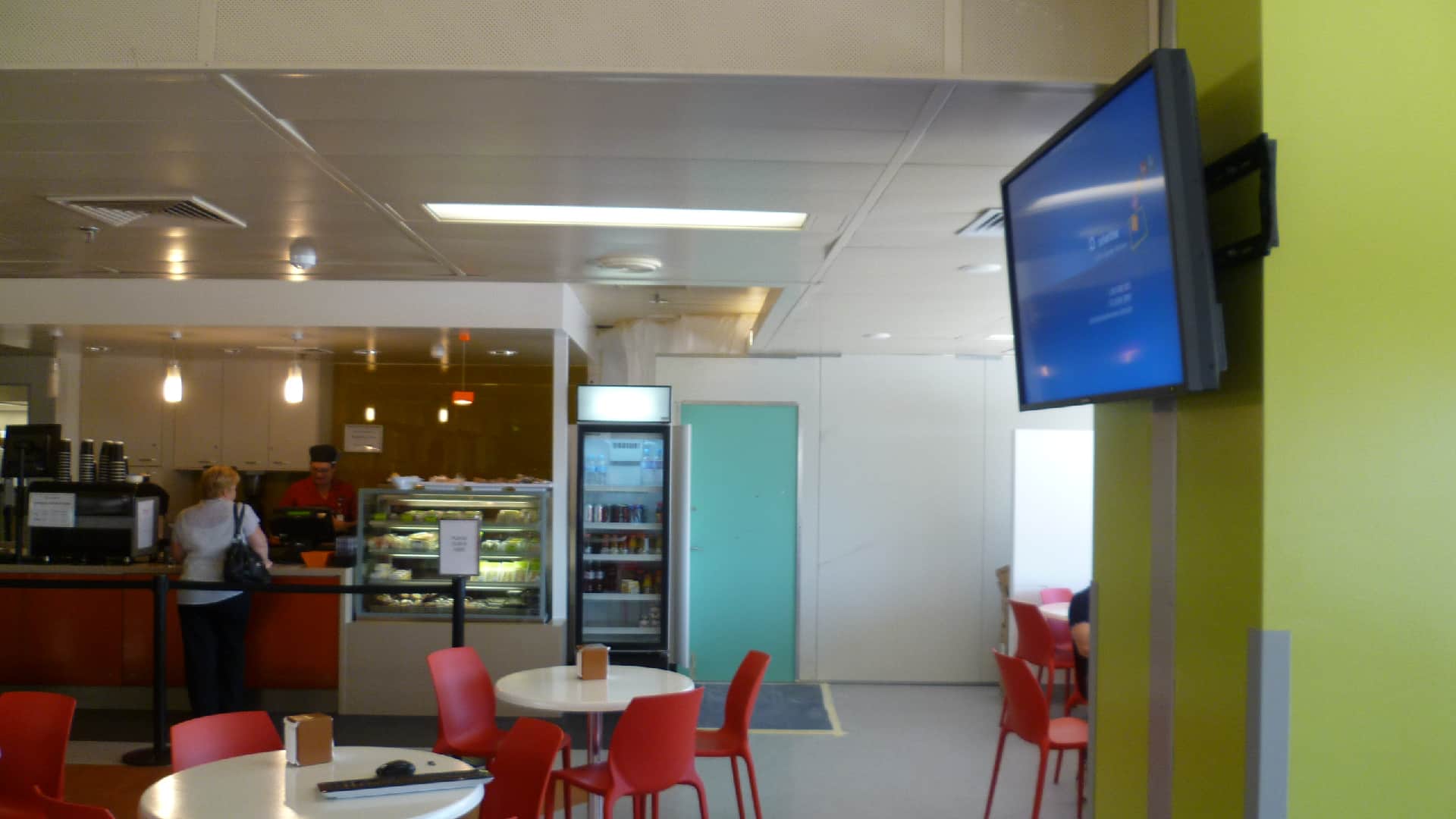 Advertise Me Digital Signage Queen Elizabeth II Medical Centre 11