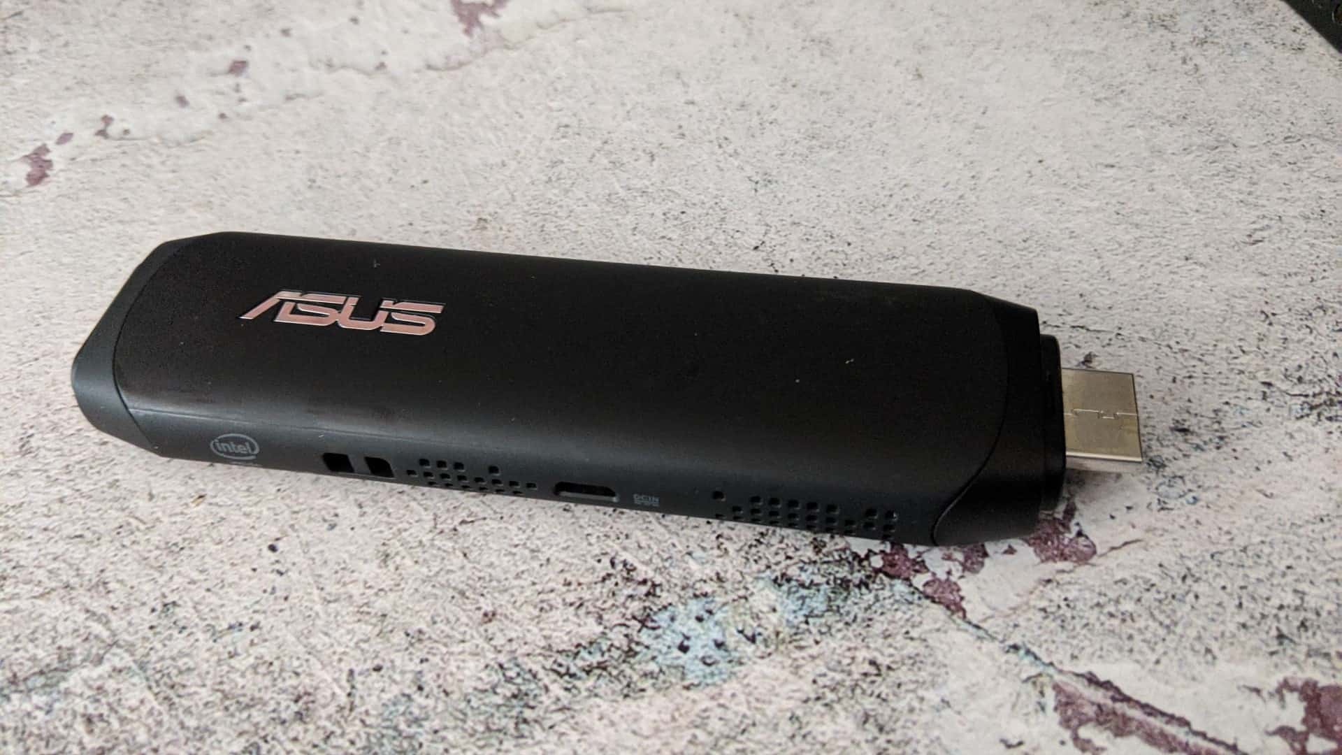 Advertise Me Digital Signage Vivostick