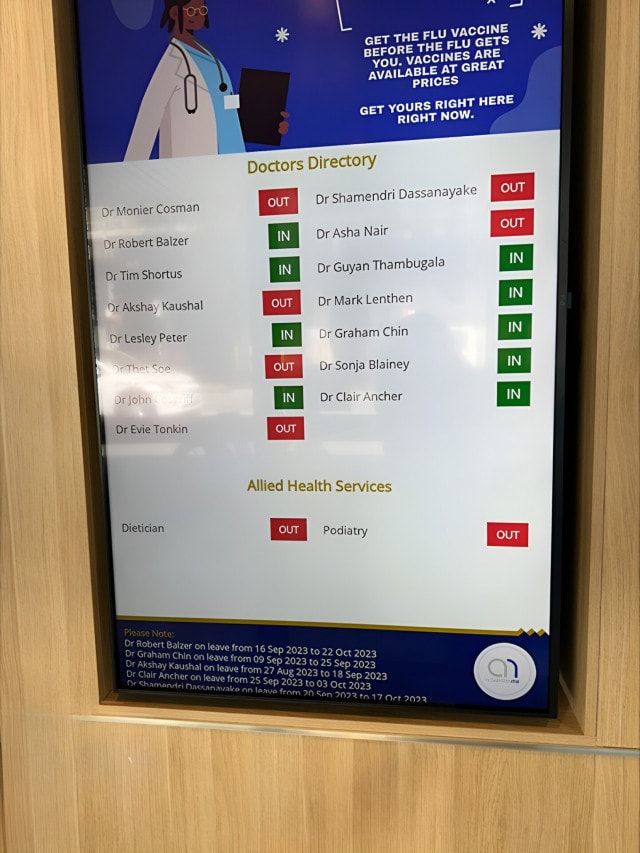 Digital Signage – Fullerton Medical Centre Broadway Medical Board