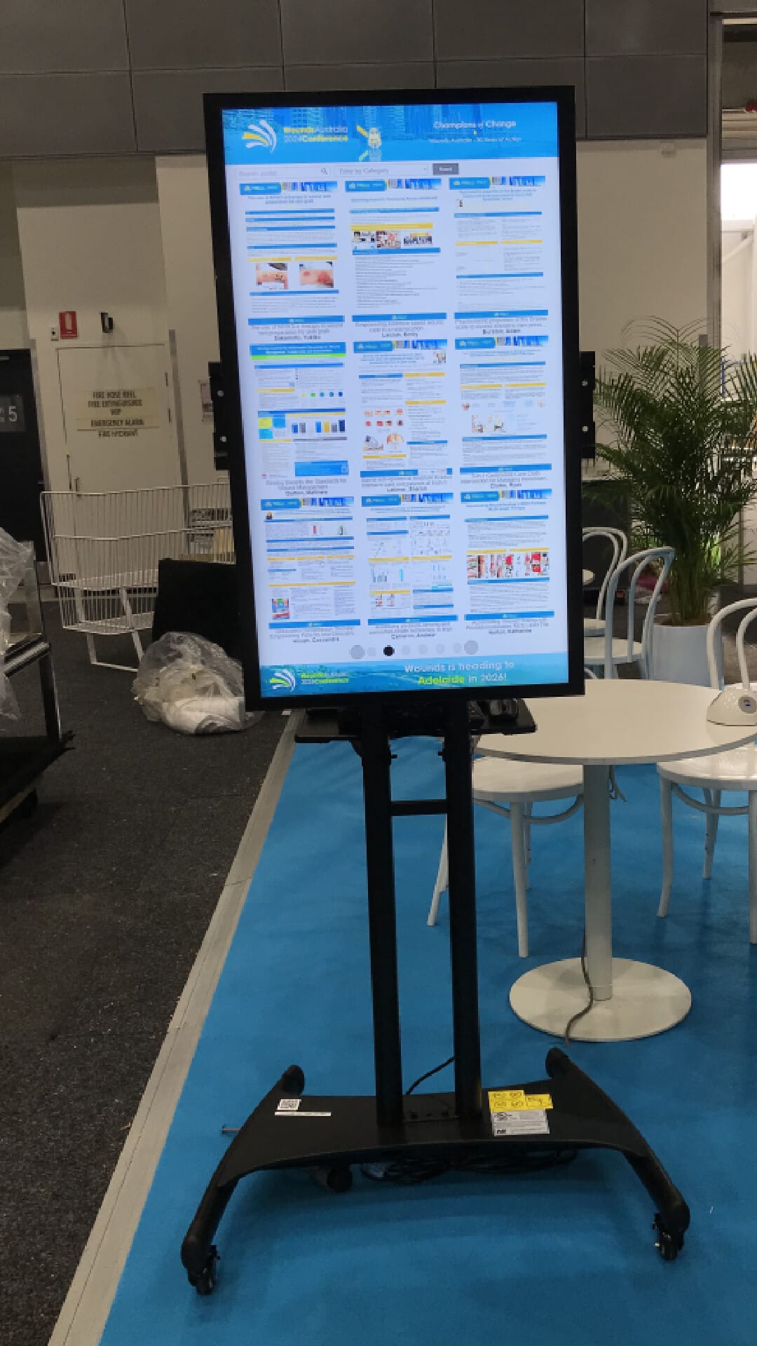 Advertise Me ePosters Interactive Solution kiosks 2