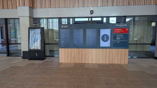 Advertise Me Digital Wayfinding Liverpool Hospital Main Entrance New Kiosk