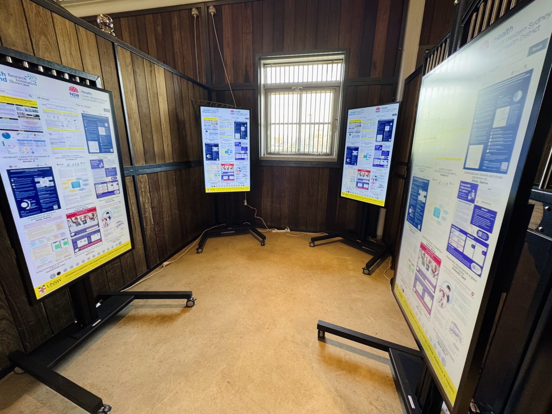 Advertise Me ePosters Health and Beyond 2024 4 screens stable Advertise Me ePosters Health and Beyond 2024 4 screens stable